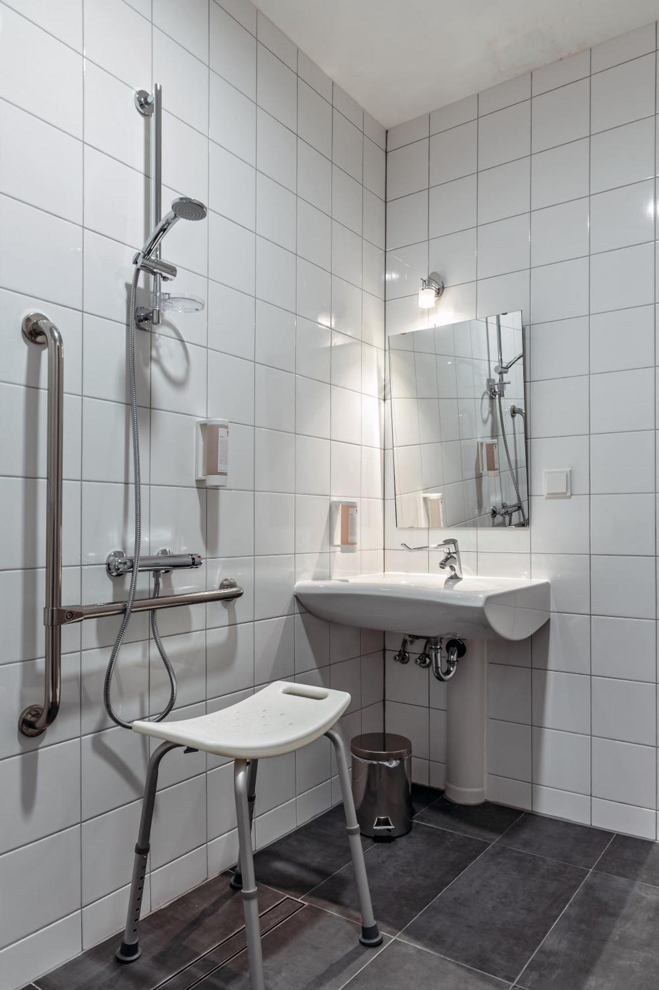 Augustus Hotel Bernkastel - Comfortable Budget Hotel Ruang foto